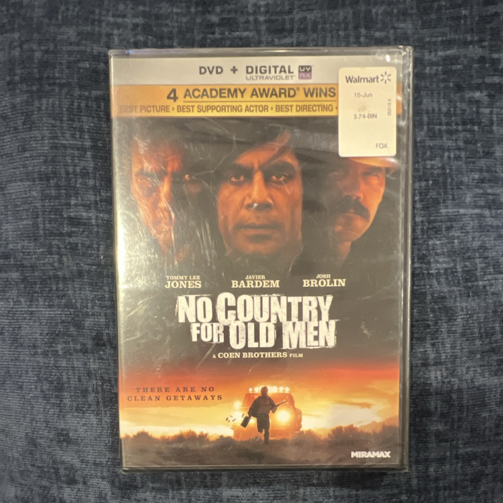 Miramax No Country for Old Men DVD (2007) R Widescreen 2.35:1 NTSC Subs