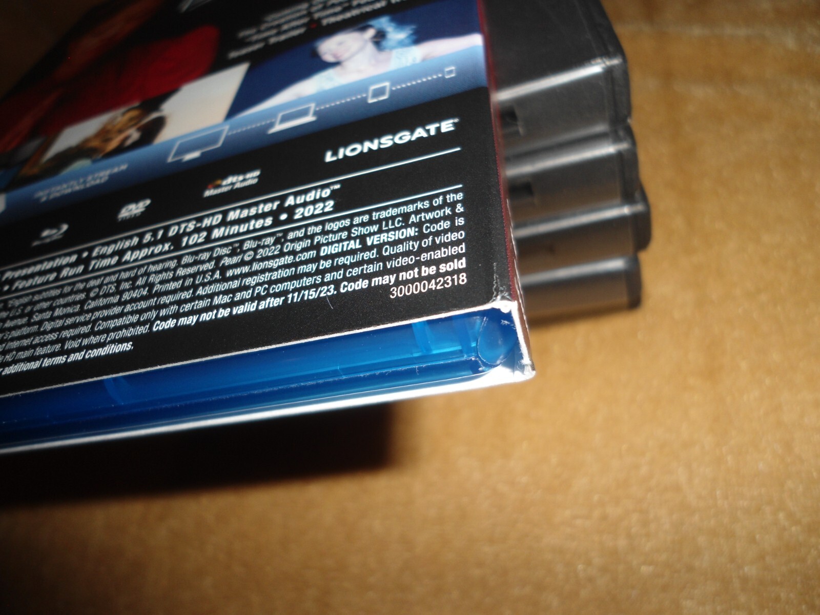 Pearl (2022) [1 BD + 1 DVD] SLIP CASE BOX (PLEASE SEE IMPORTANT NOTES BELOW)