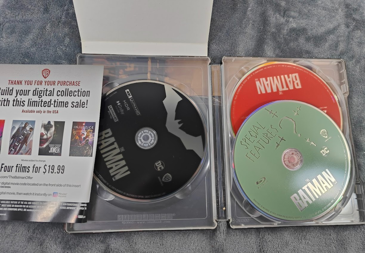The Batman Exclusive SteelBook (4K Ultra HD+Blu-ray, 3-Disc Set, 2024) Dented