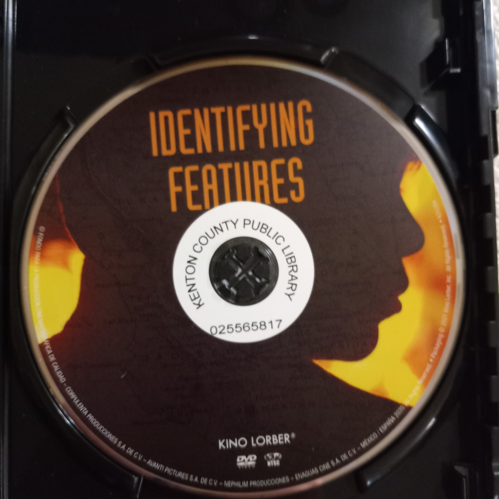 Identifying Features (DVD, 2020, SPANIISH WITH ENGLISH SUBTITLES, 99 min. Wide)