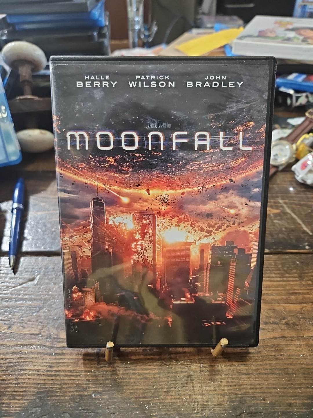 Moonfall (DVD, 2022) Halle Berry.