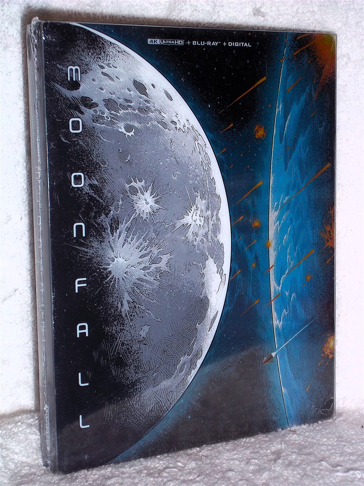 Moonfall (4K/Blu-ray, 2022, STEELBOOK) Halle Berry Patrick Wilson sci-fi space