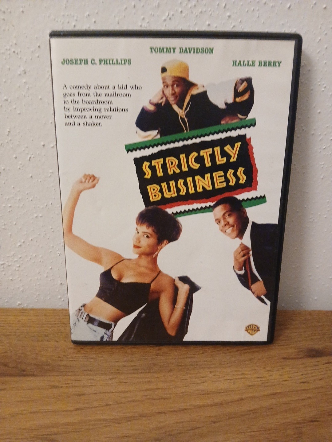 Strictly Business (DVD, 1991) Halle Berry Tommy Davidson OUT OF PRINT