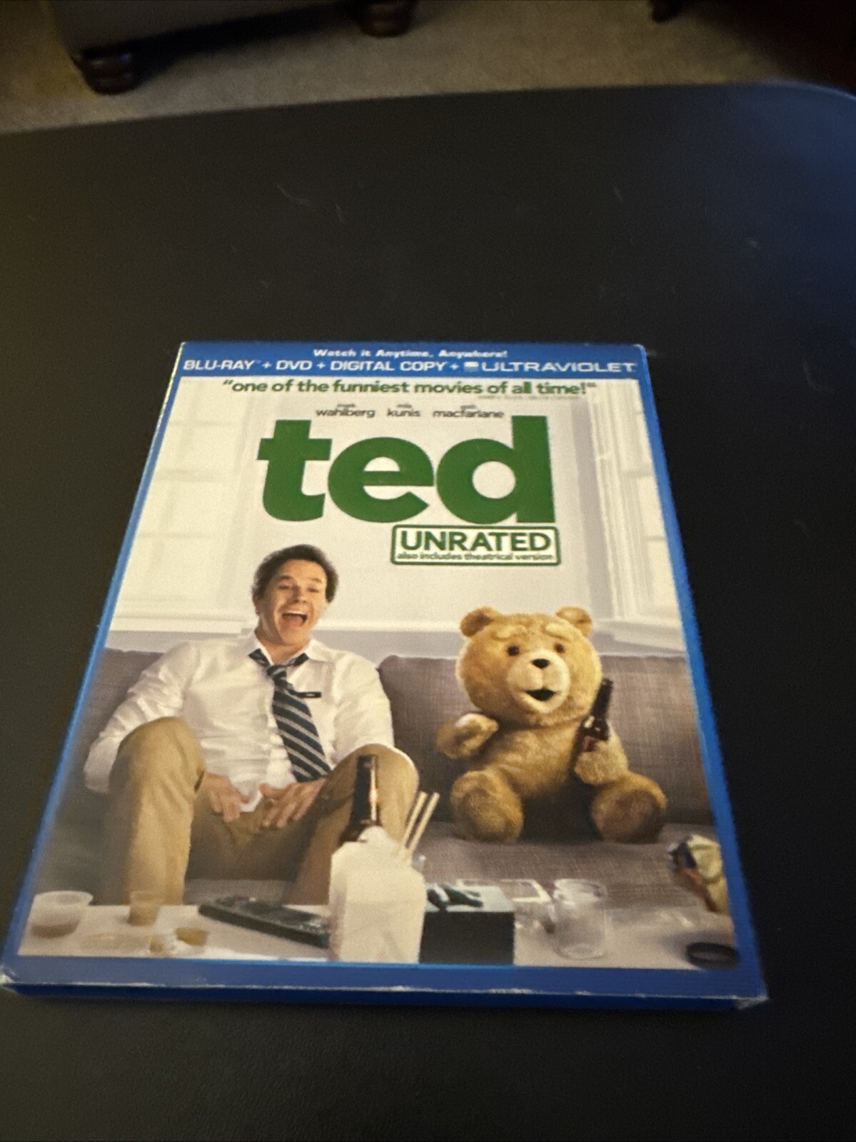 Ted Mint Blu-ray DVD Many Bonus Features Mark Wahlberg Mila Kunis Macfarlanr