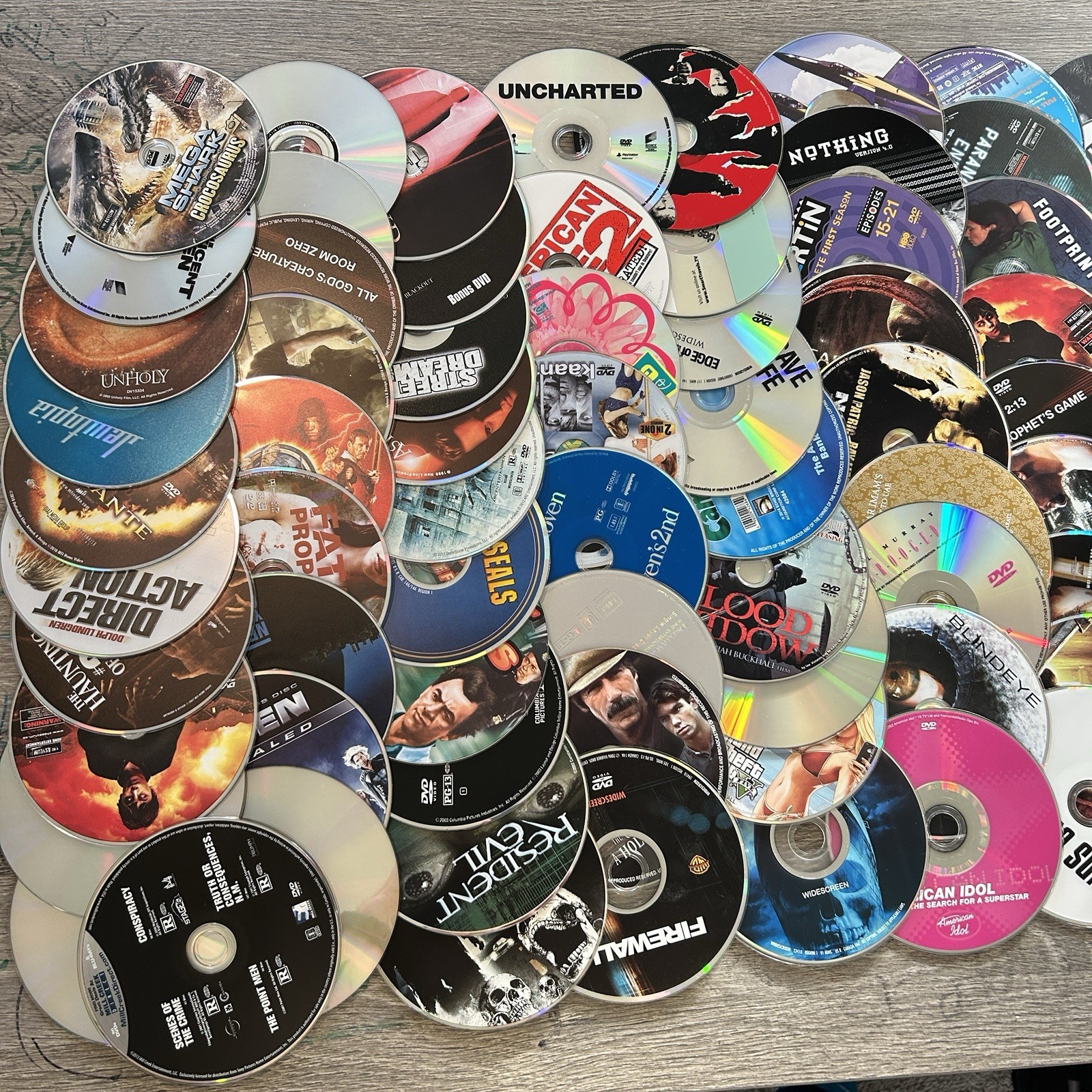 100 Wholesale lot dvd movie assorted bulk Free Shipping Video Dvds CHEAP NO CASE