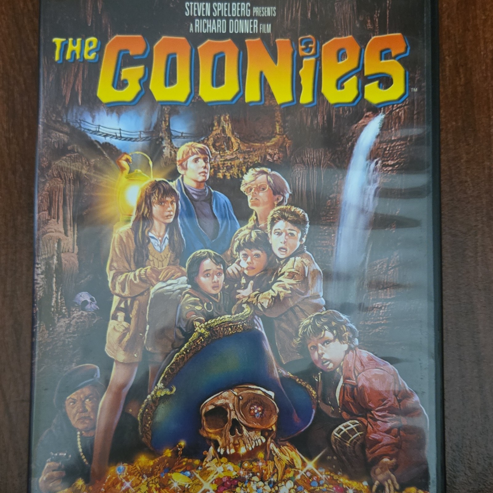 Warner Home Video The Goonies DVD Widescreen PG 114 min Commentary Outtakes