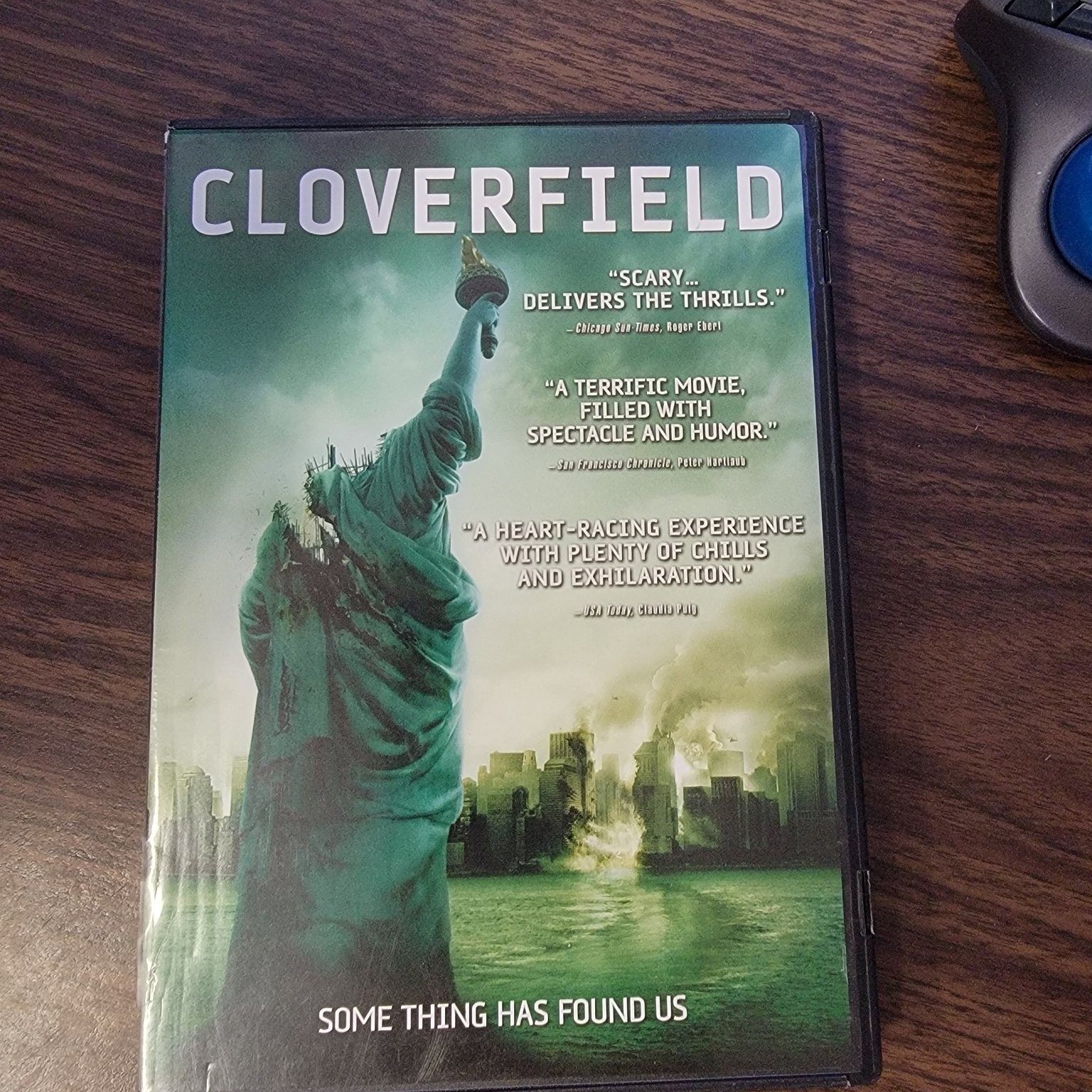 Cloverfield DVD 2008 J.J. Abrams Matt Reeves Special Features PG-13