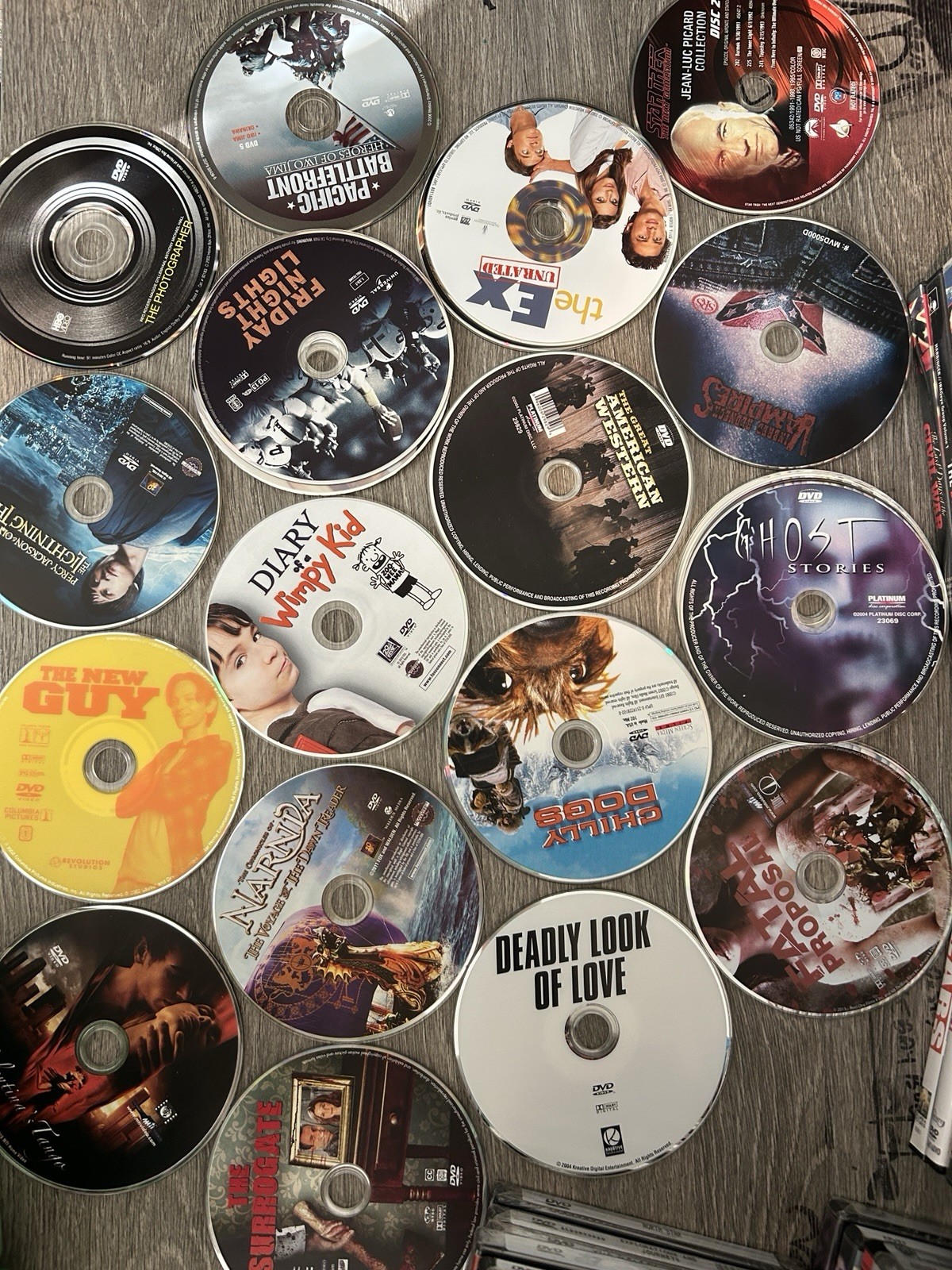 100 Wholesale lot dvd movie assorted bulk Free Shipping Video Dvds CHEAP NO CASE