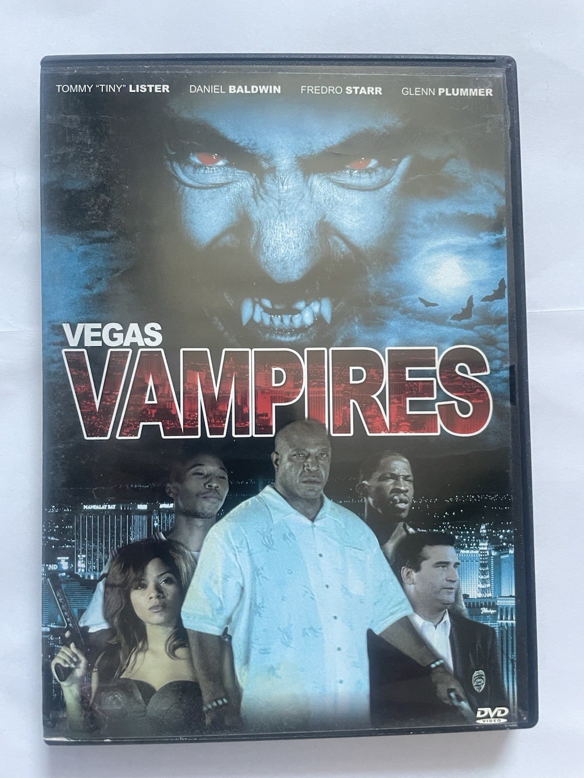 Vivendi Visual Entertainment Vegas Vampires DVD NTSC Full Frame NR 2006 89 min