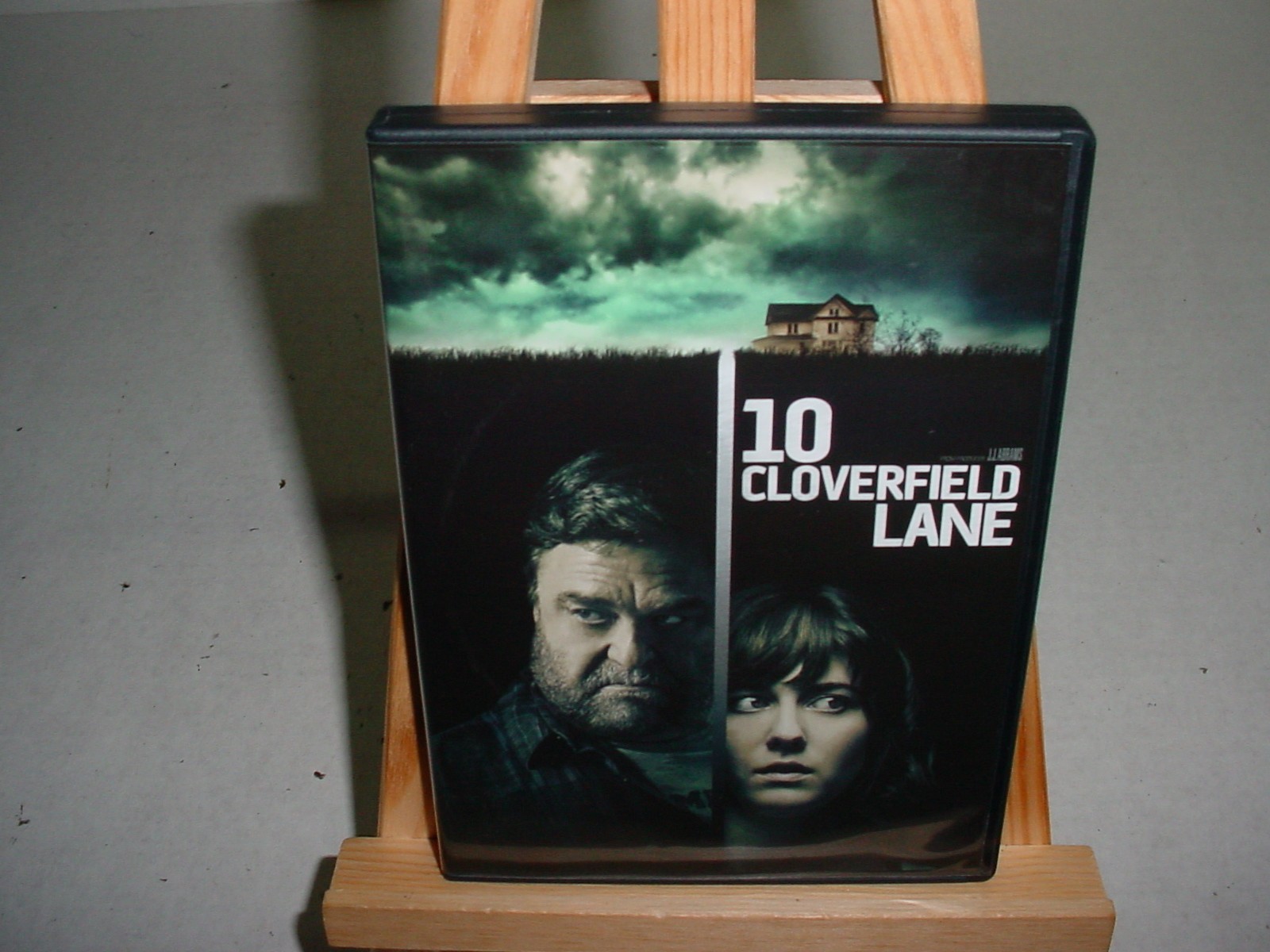 10 Cloverfield Lane DVD
