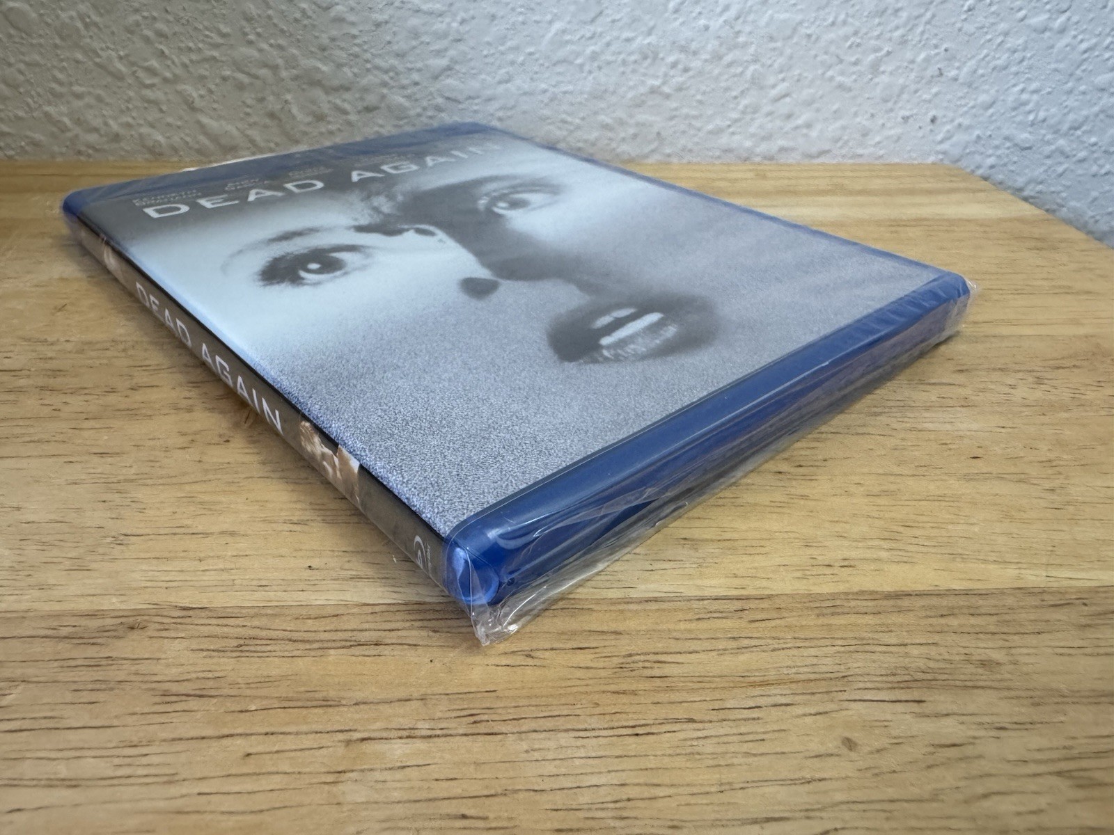 Dead Again (Blu-ray, 1991) Brand New Factory Sealed with Free Shipping!!!