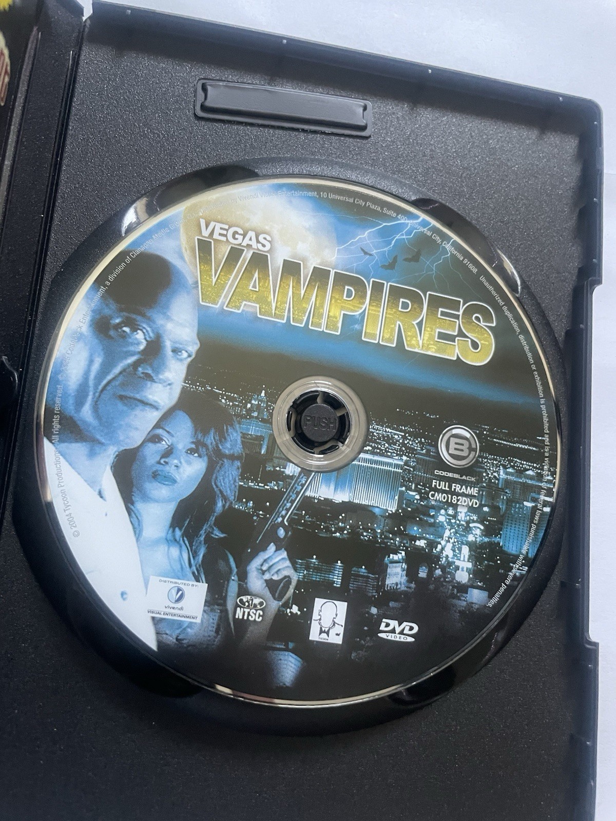 Vivendi Visual Entertainment Vegas Vampires DVD NTSC Full Frame NR 2006 89 min