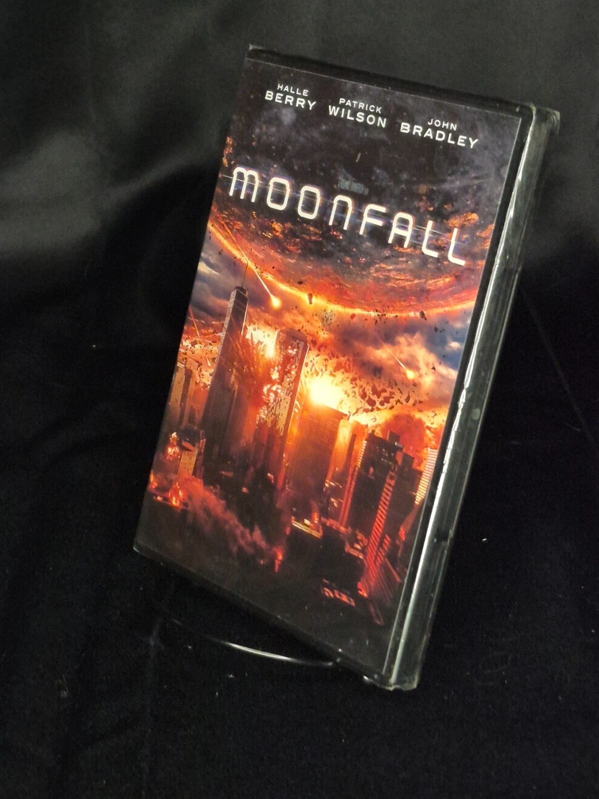 Moonfall (DVD, 2022)