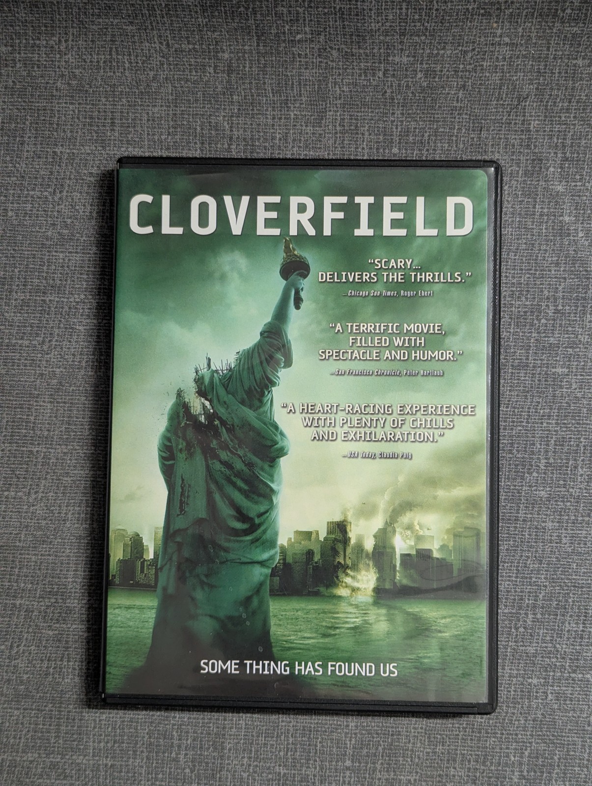 Cloverfield (DVD, 2008, Widescreen) Matt Reeves J.J. Abrams PG-13 Sci-Fi