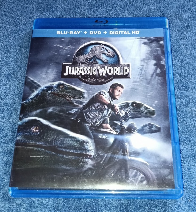 Jurassic World Blu-ray DVD Widescreen Chris Pratt Colin Trevorrow