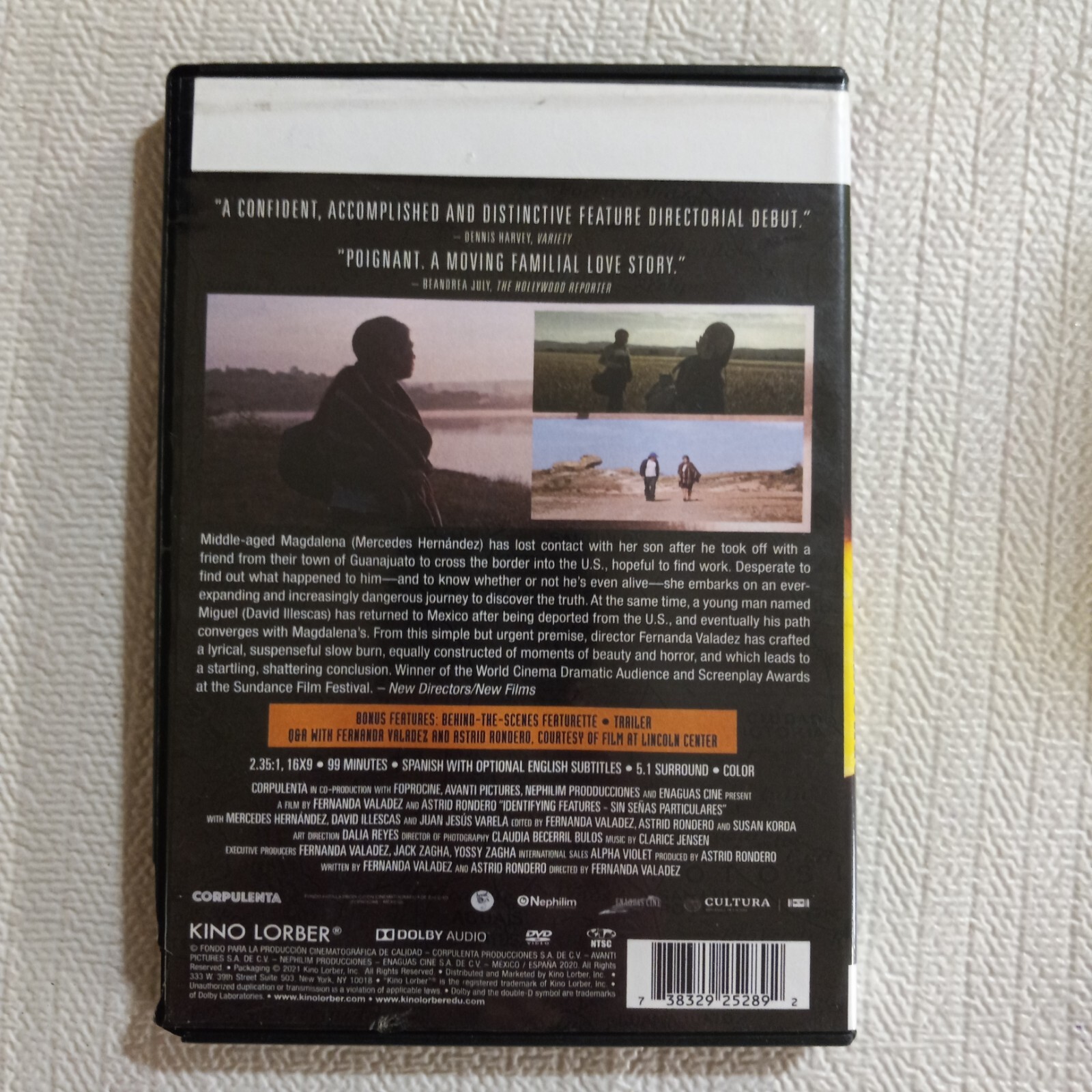 Identifying Features (DVD, 2020, SPANIISH WITH ENGLISH SUBTITLES, 99 min. Wide)