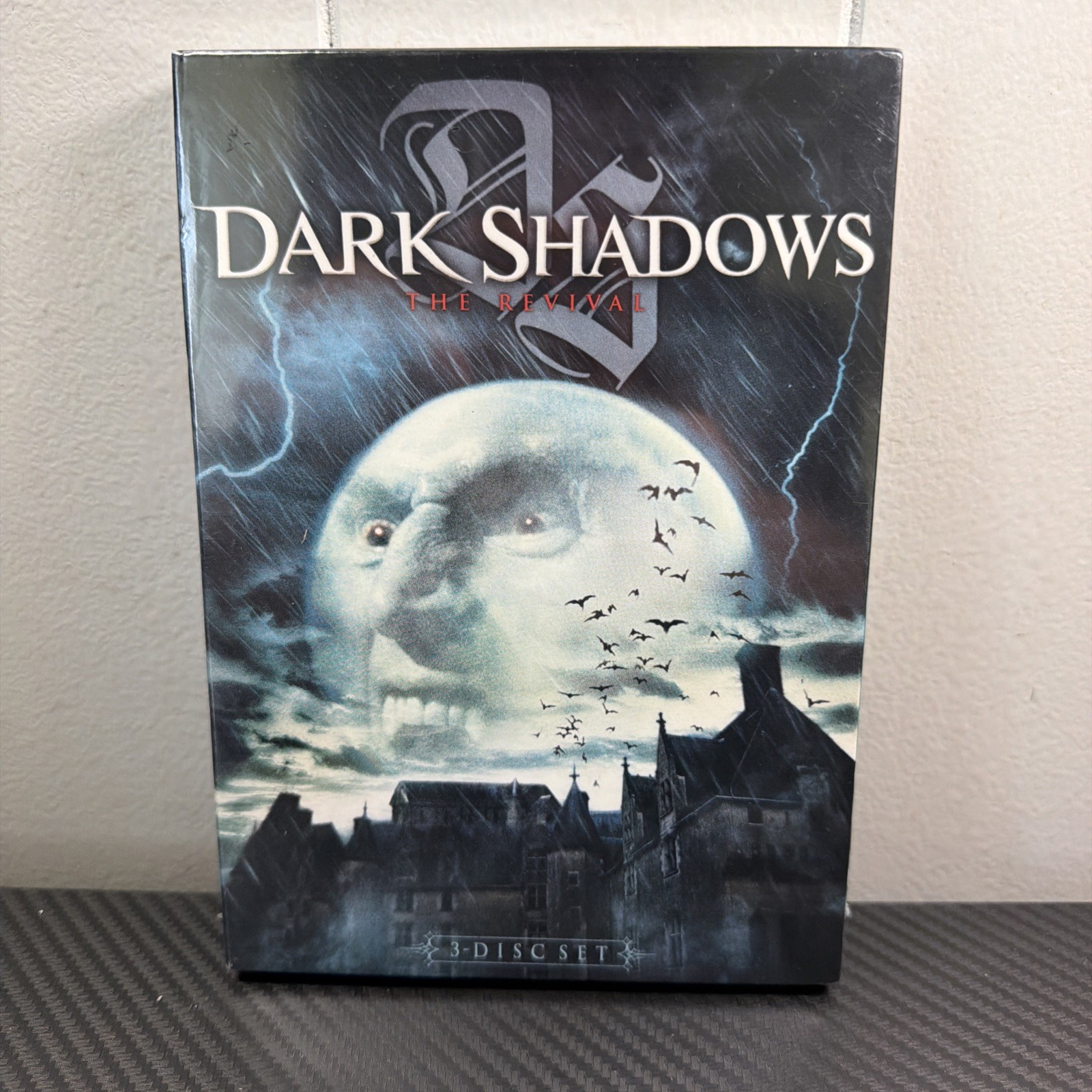 Dark Shadows The Revival Complete Series DVD New and Sealed S6