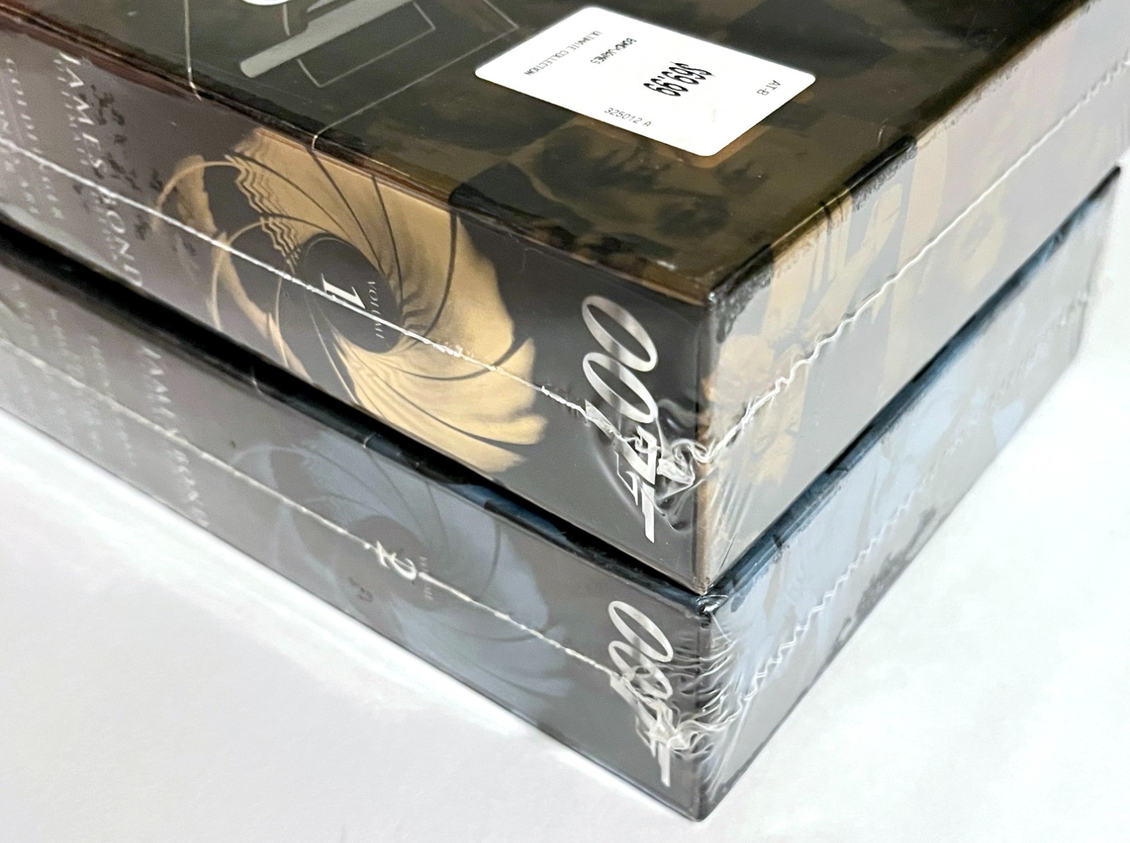 New – JAMES BOND ULTIMATE EDITION DVD Lot Volumes 1 & 2 Goldfinger Thundereball+