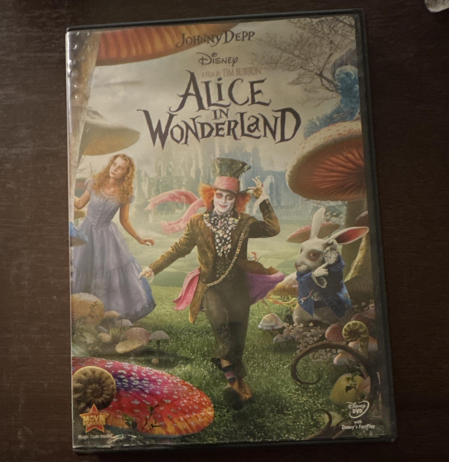 Disney Alice in Wonderland DVD 2010 PG NTSC Region 1 108min Widescreen Depp