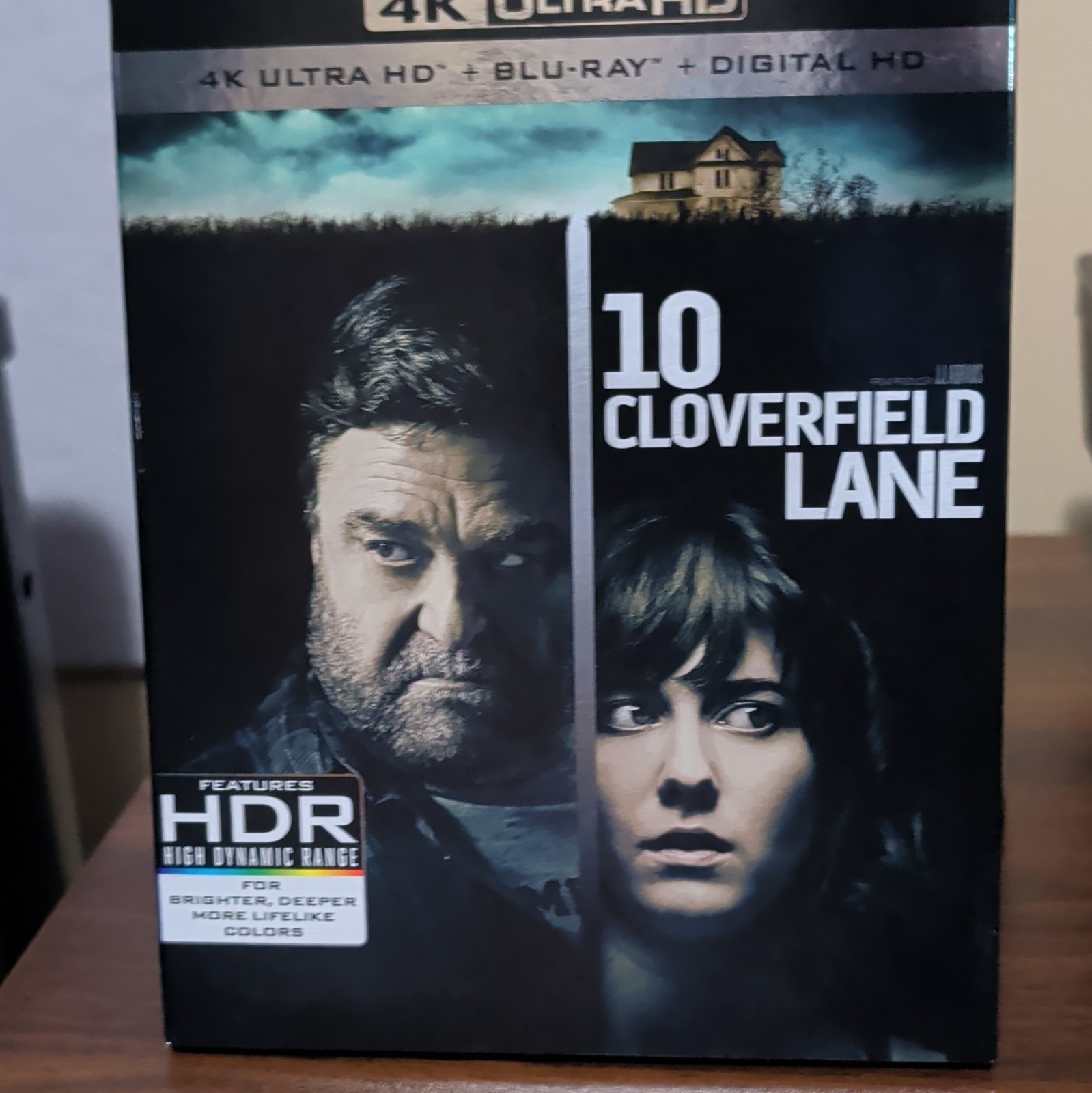 Paramount Pictures 10 Cloverfield Lane 4K UHD Blu-ray HDR Goodman PG-13