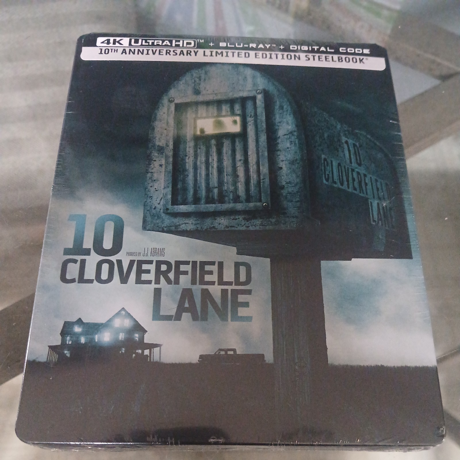 10 Cloverfield Lane (Steelbook) [New 4K UHD Blu-ray]