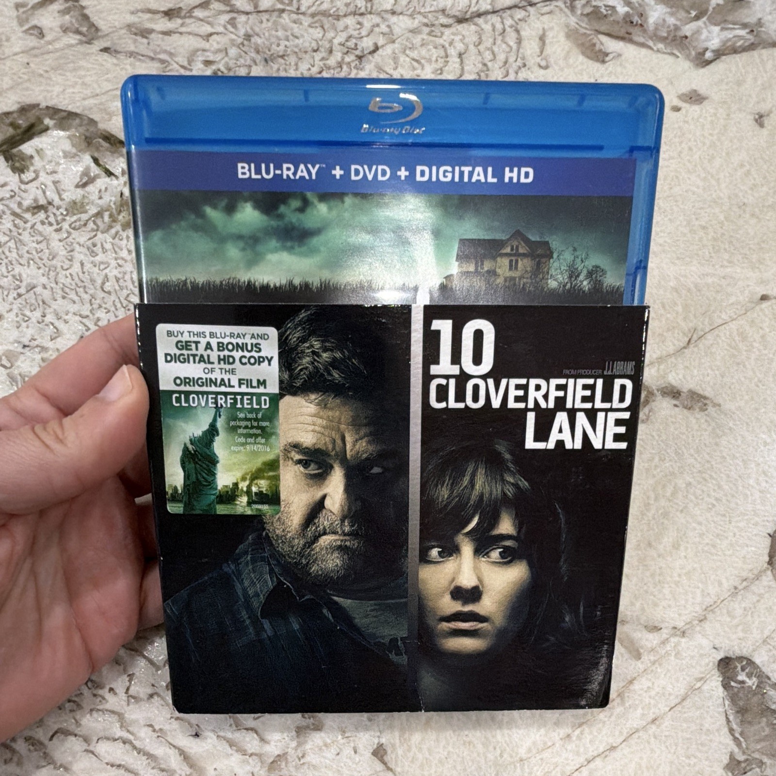 10 Cloverfield Lane Blu-ray + Digital PG-13 2016 John Goodman RARE SLIPCOVER