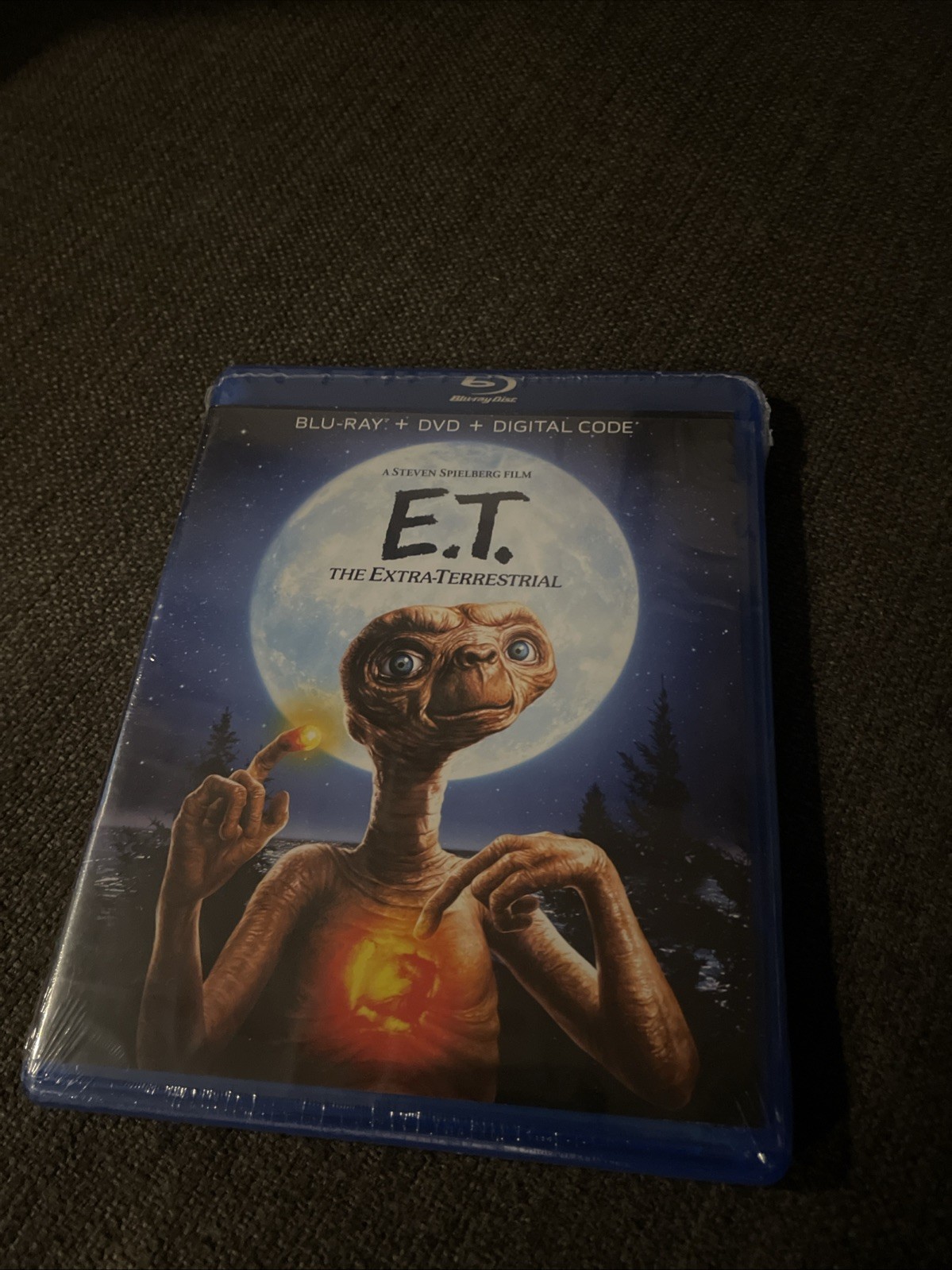 E.T. the Extra-Terrestrial (Blu-ray, DVD & Digital, 1982) 40th Anniversary Ed.