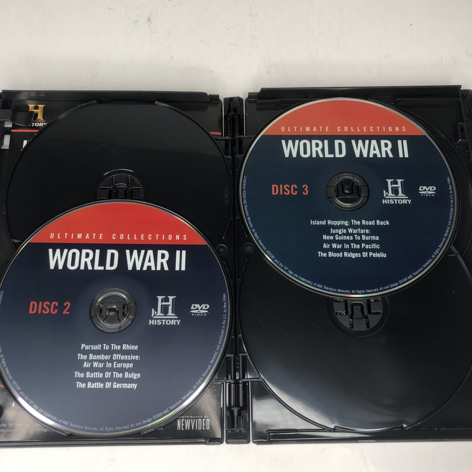Ultimate Collections World War II: The War in Europe and the Pacific 4 Disc DVD