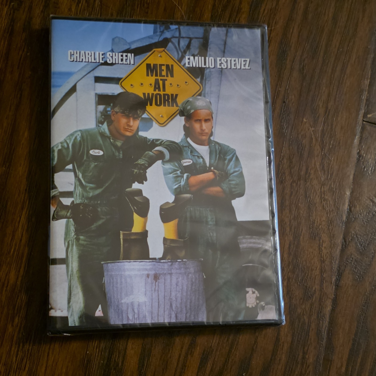 MGM Men at Work DVD Widescreen NTSC Sheen Estevez PG-13 1990 99 min