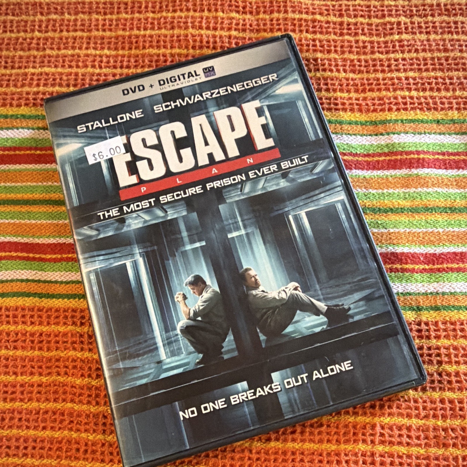 Escape Plan (DVD + Digital Copy) 2013 R 115min Stallone Schwarzenegger
