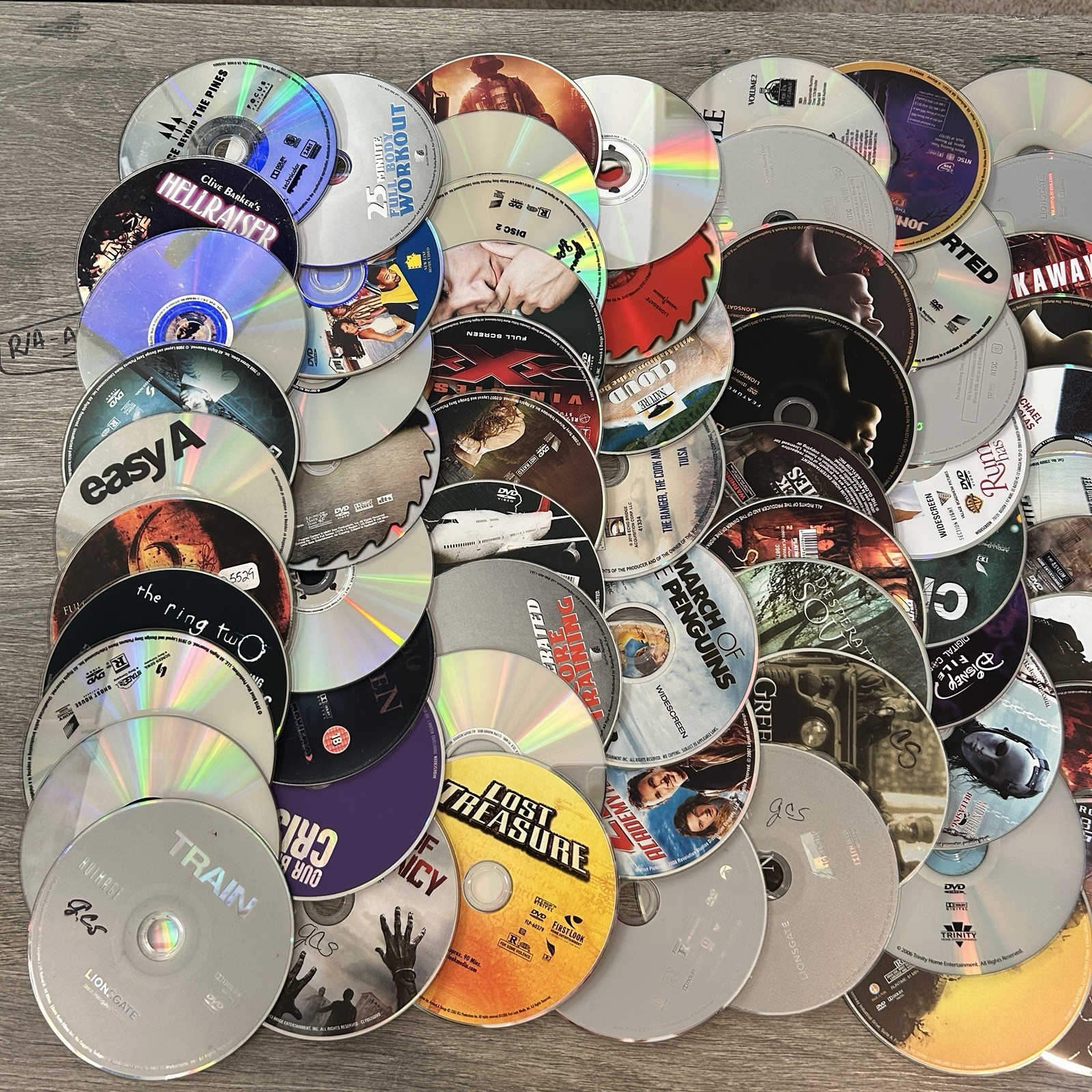 100 Wholesale lot dvd movie assorted bulk Free Shipping Video Dvds CHEAP NO CASE