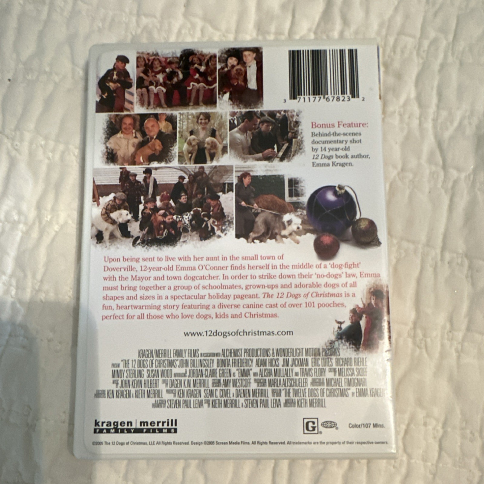 The 12 Dogs of Christmas DVD G 107min Jordan-Claire Green Fletcher Merrill
