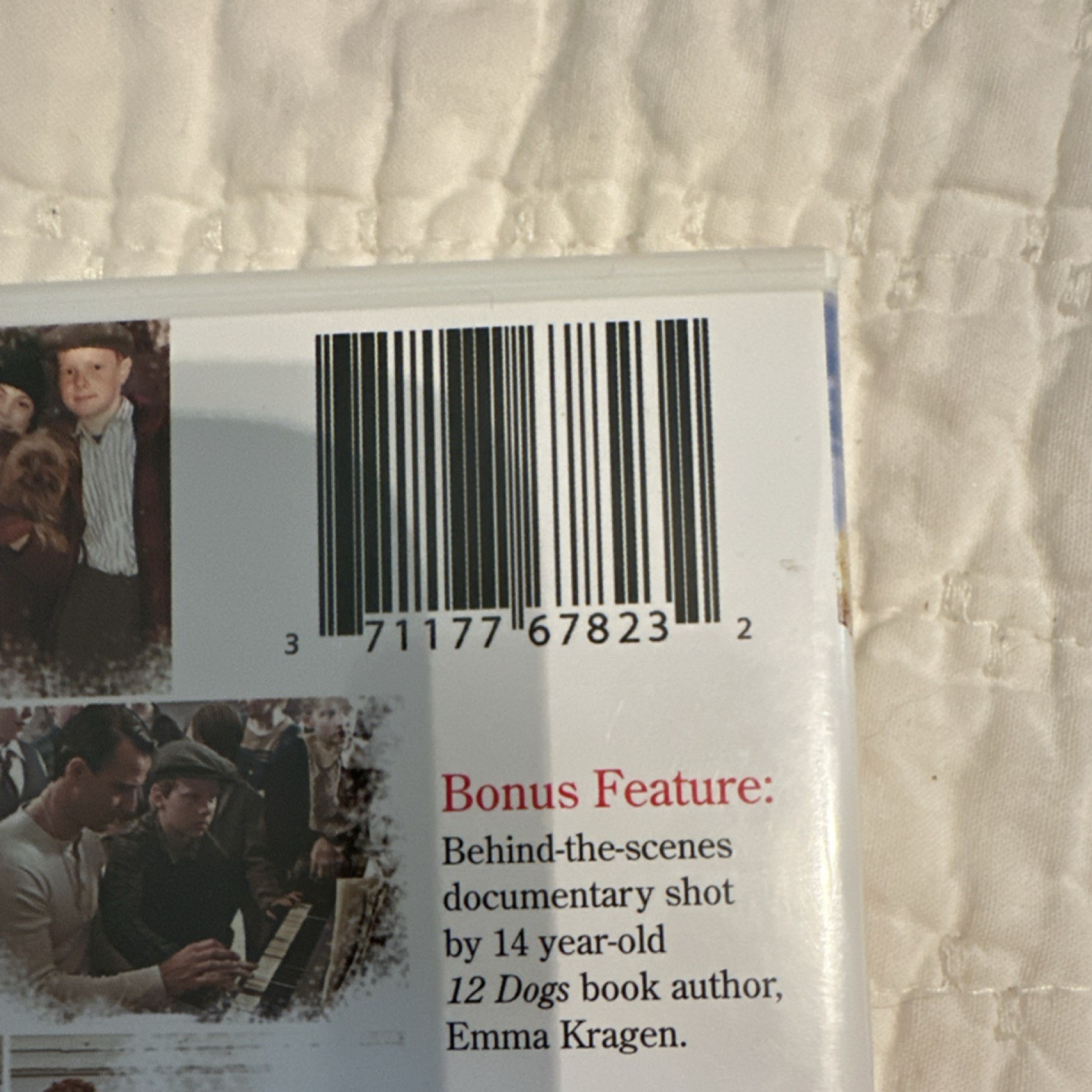 The 12 Dogs of Christmas DVD G 107min Jordan-Claire Green Fletcher Merrill