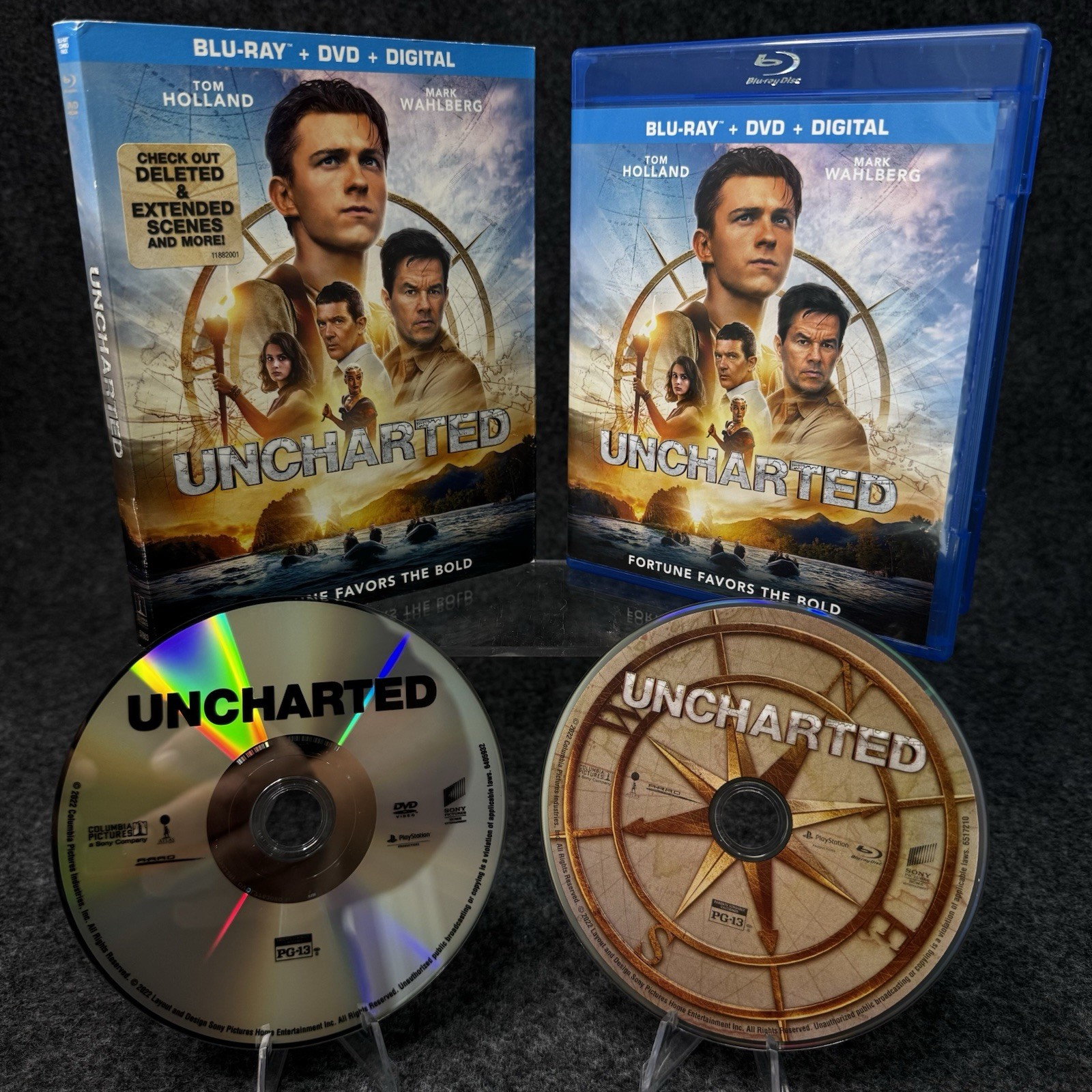 Uncharted Blu-ray DVD Slipcover Tom Holland Mark Wahlberg 2 Disc Movie Set