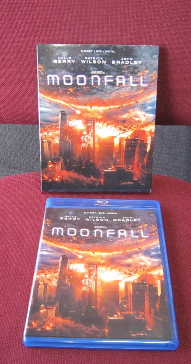 Moonfall Blu-ray, like new – Halle Berry