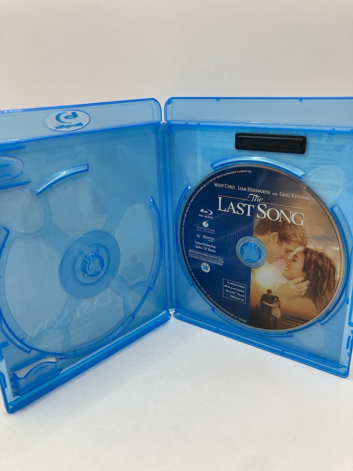 2010 The Last Song (Blu-ray ONLY) Miley Cyrus, Liam Hemsworth 107 Min