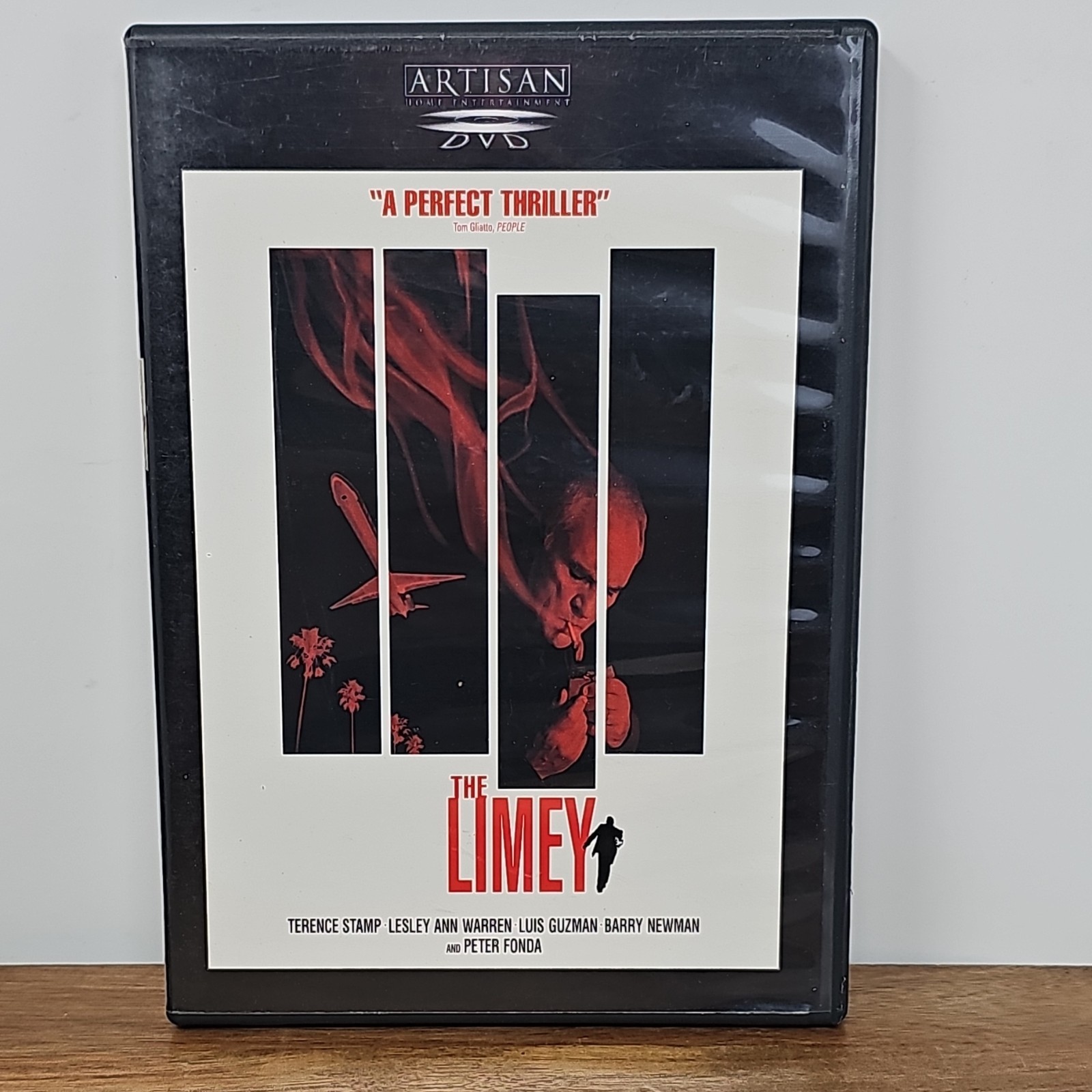 Artisan The Limey DVD R Widescreen Commentary 1999 Steven Soderbergh 89 min