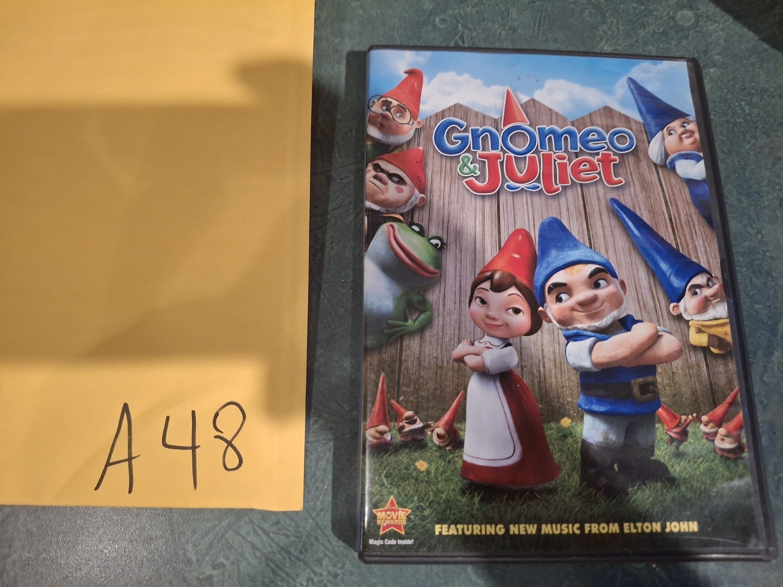 Gnomeo & Juliet Standard Edition DVD Widescreen Touchstone Disney Animation