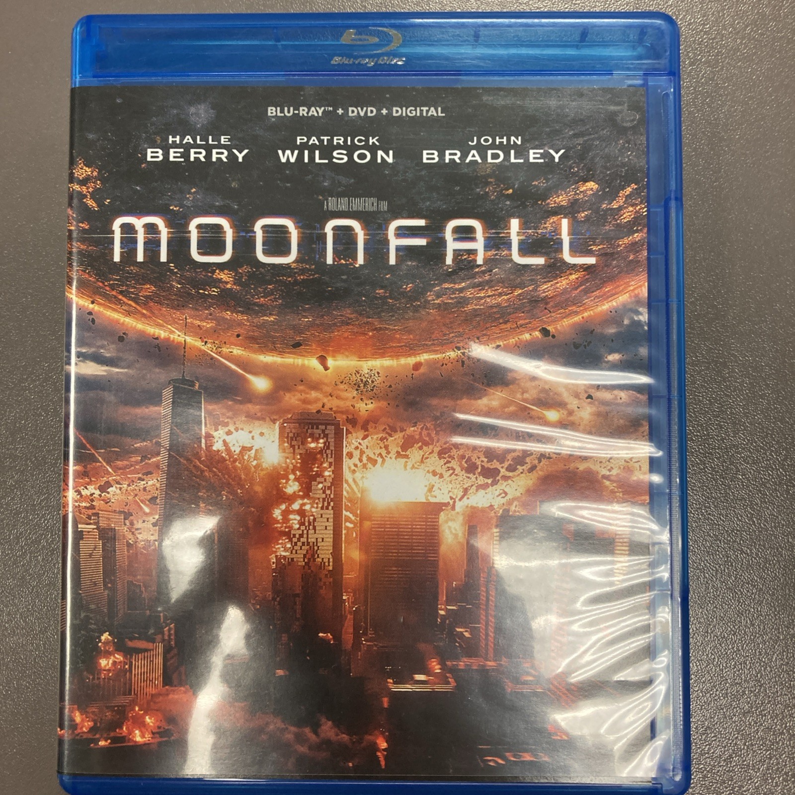 Moonfall (Blu-ray, 2022) Halle Berry