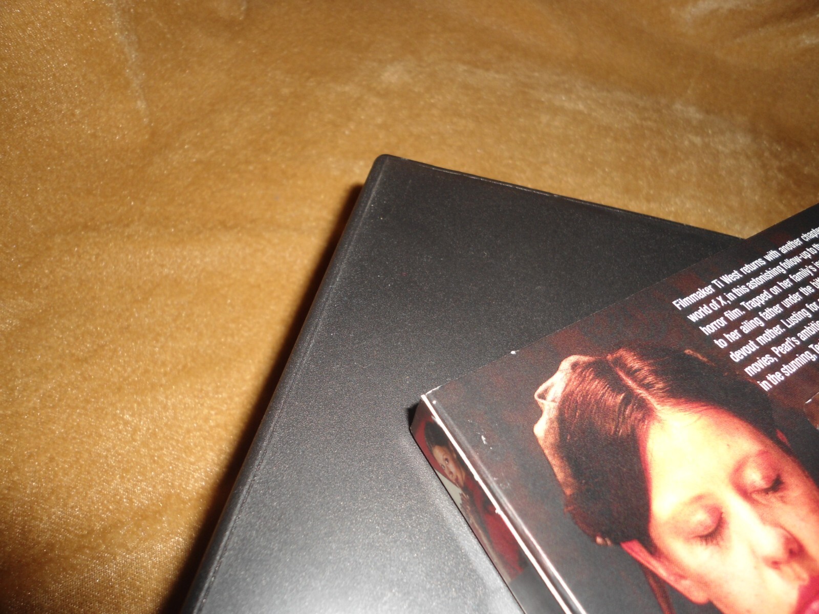 Pearl (2022) [1 BD + 1 DVD] SLIP CASE BOX (PLEASE SEE IMPORTANT NOTES BELOW)